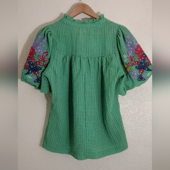 Umgee Green Embroidered Floral Sleeve Top - Picture 9 of 9